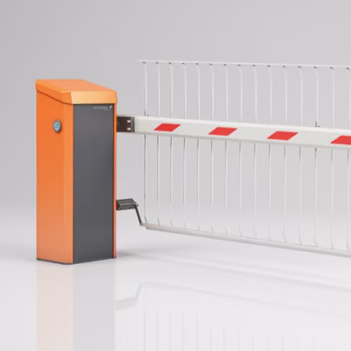 Schranke Magnetic XL2 mit Gitterbehang und Übersteigschutz